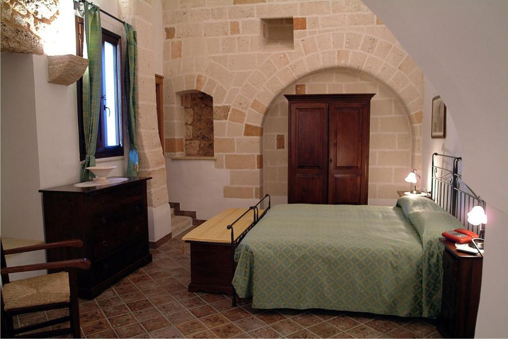 Masseria Bosco & Masseria Strazzati Hotel 4*
